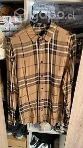 Camisas y poleras de entrenamiento