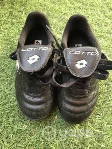 Zapatilla baby fútbol niño 28