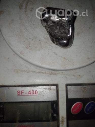 Meteorito octahedrita fina 81grs. Widmanstätten