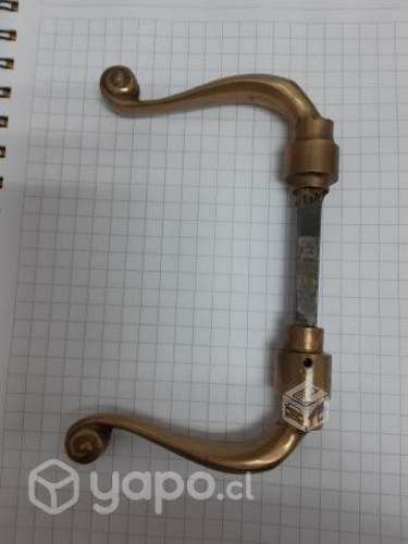 Manilla Antigua de Bronce Impecable