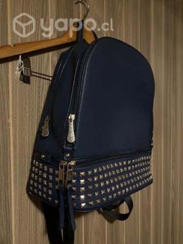 Mochila azul cuerina