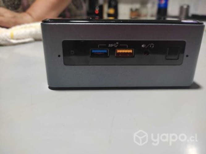 INTEL NUC miniPC de 8ª generación