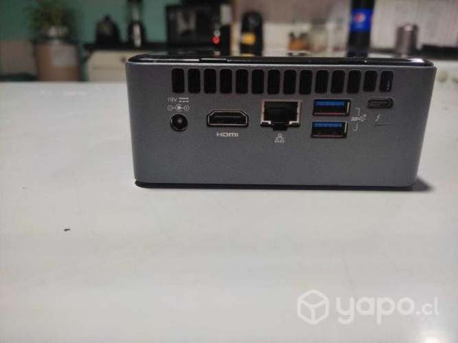 INTEL NUC miniPC de 8ª generación