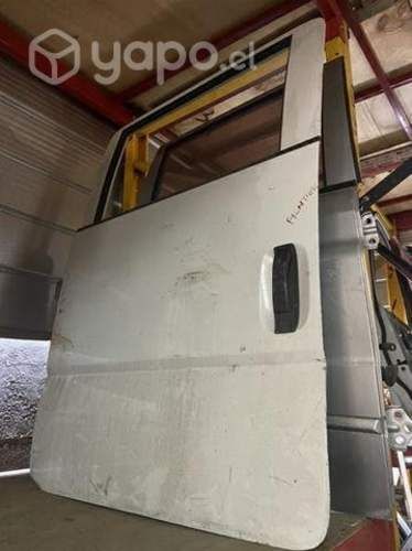 Puertas traseras kia frontier