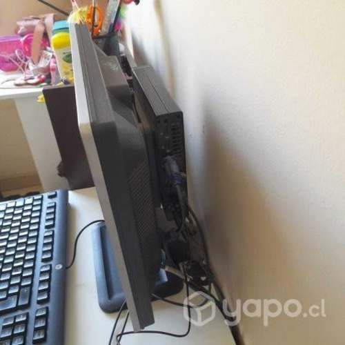 Computador Hp compaq LE1711