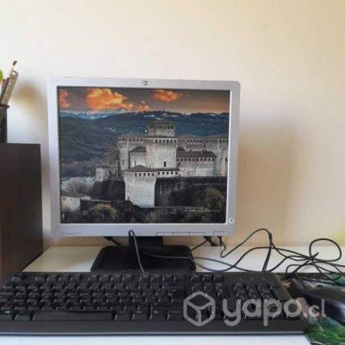 Computador Hp compaq LE1711