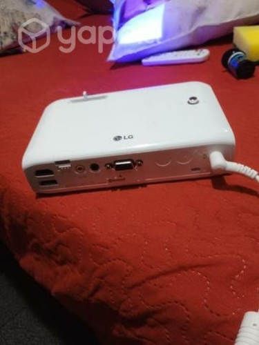 Proyector datashow LG