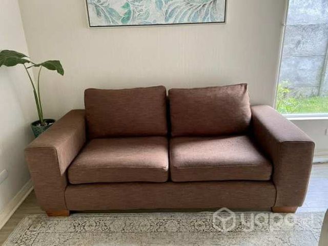 Sillon de 2 metros, marca de falabella, como nuevo