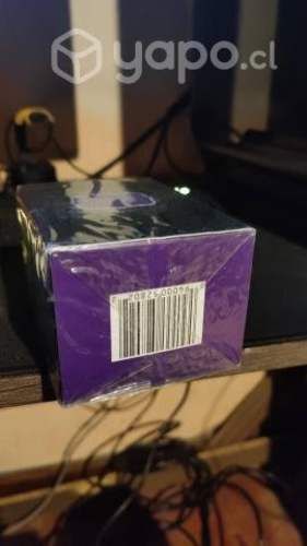 Perfume Avon Outspoken by Fergie - 2010