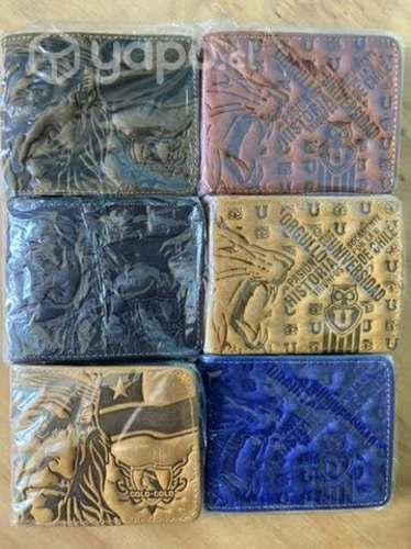 Billetera Colo-colo y Universidad de Chile