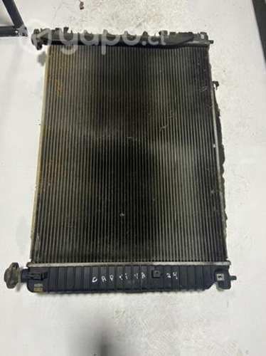 Radiador de agua Chevrolet captiva 2.4 bencinera