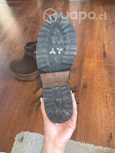 Hermosos botines Cmoran con plataforma talla 37