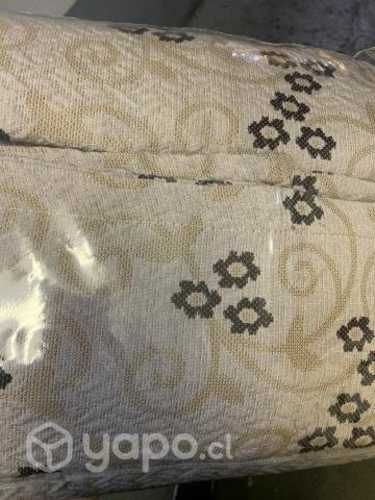 Colcha 2,30 x 2,60 con fundas de almohadas