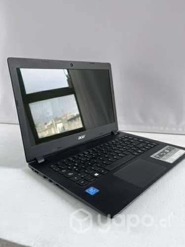 Notebook acer en excelente estado
