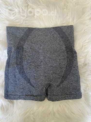Short deportivo nuevo