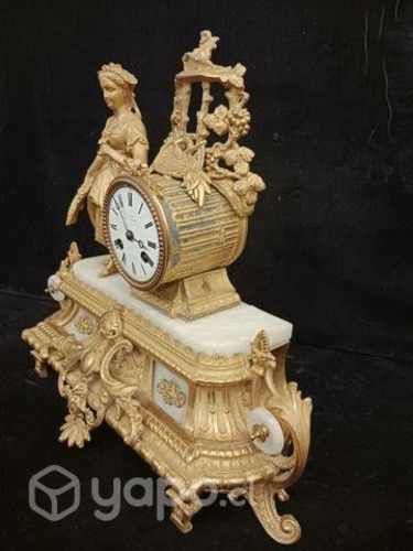 Reloj de sobremesa de bronce ormolu