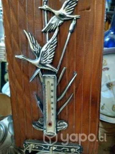 Antiguo termómetro con figura ,vintage ,decoracion