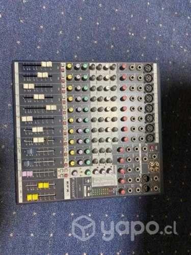 Mezclador Soundcraft EFX8 8 canales