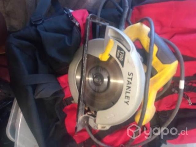 Serrucho eléctrico no Stanley