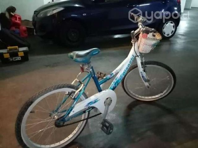 Bicicleta de paseo Bianchi con canastito