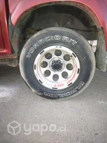 Llantas con neumáticos