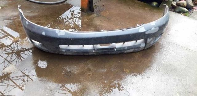 Parachoque toyota hilux 2009 con neblineros