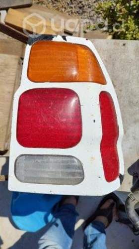 Foco Mitsubishi Montero SPORT lado copiloto