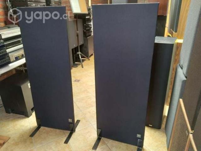 Parlantes electro acusticos Magnepan