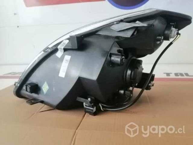 Óptico RH Great Wall Florid 2013