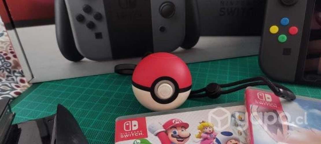Nintendo Switch con 4 juegos fisicos