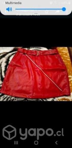 Falda roja