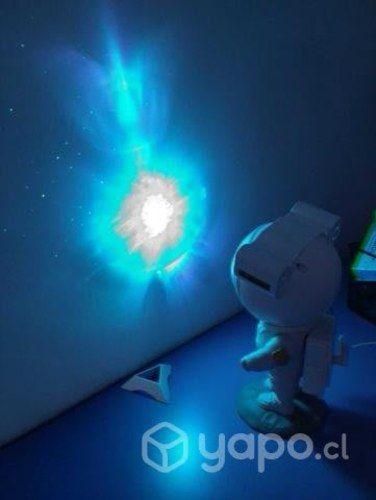 Proyector astronauta