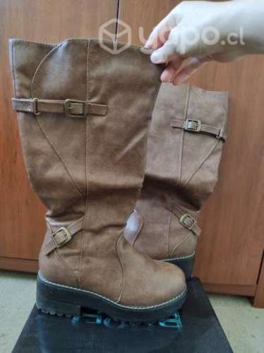 Botas largas café veganas 37
