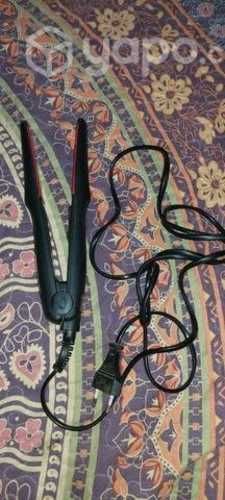 de pelo y cepillo alisador