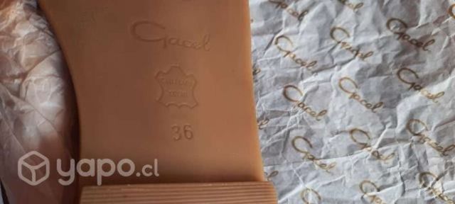 Sandalias Gacel. Cuero