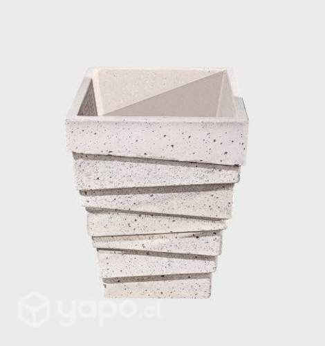 Macetero tablillado hormigón