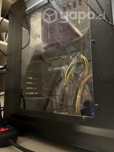 Torre PC gamer (casi sin uso)