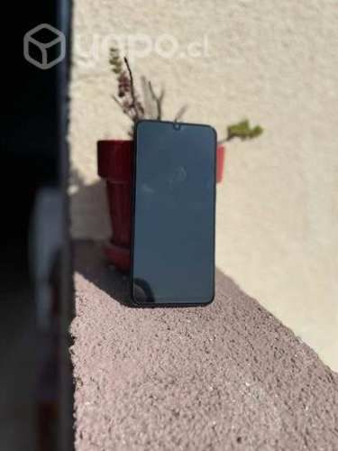 Samsung galaxy A50 color negro