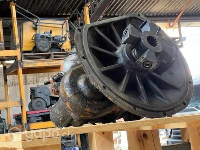 Caja transferencia Hitachi hidráulica año 1990