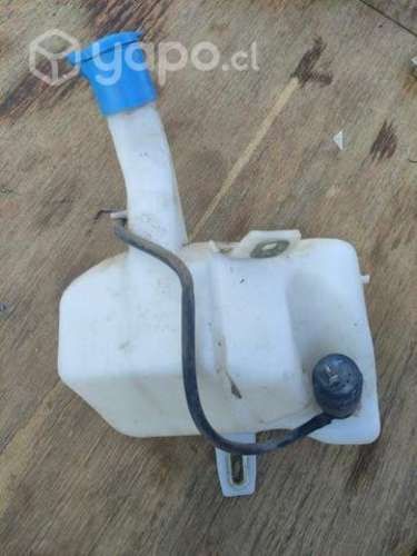 Deposito sapitos de agua Fiat Siena 2006