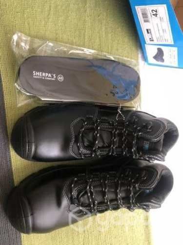 Zapatos de seguridad nuevos
