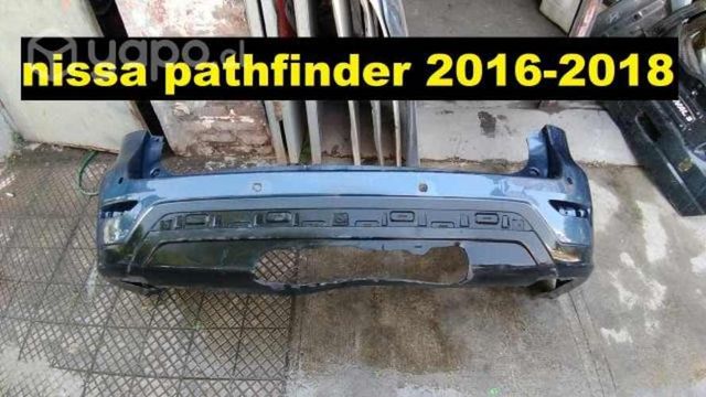 Parachoque trasero nissan pathfinder 2016-2018
