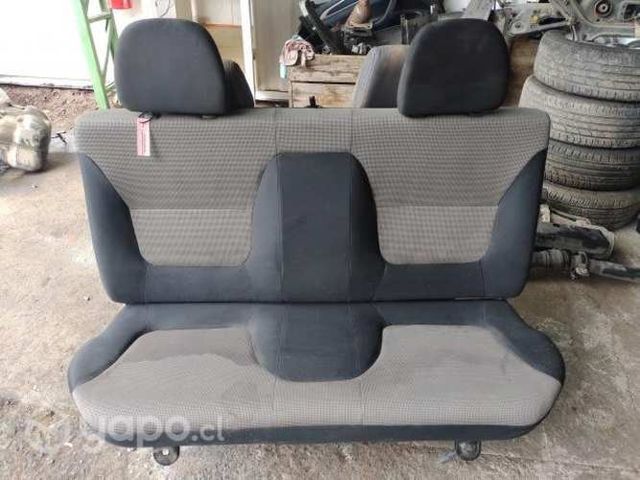 Asiento Trasero L200 2015