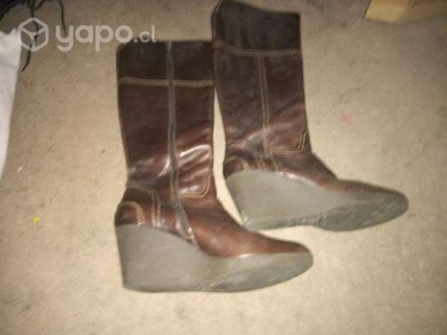 Botas cuero