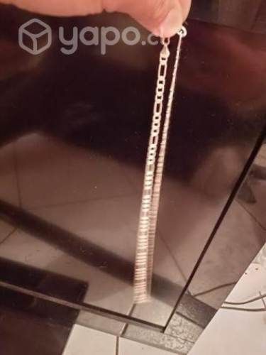 Cadena de plata