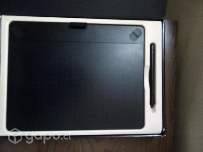 Wacom intuos art medium