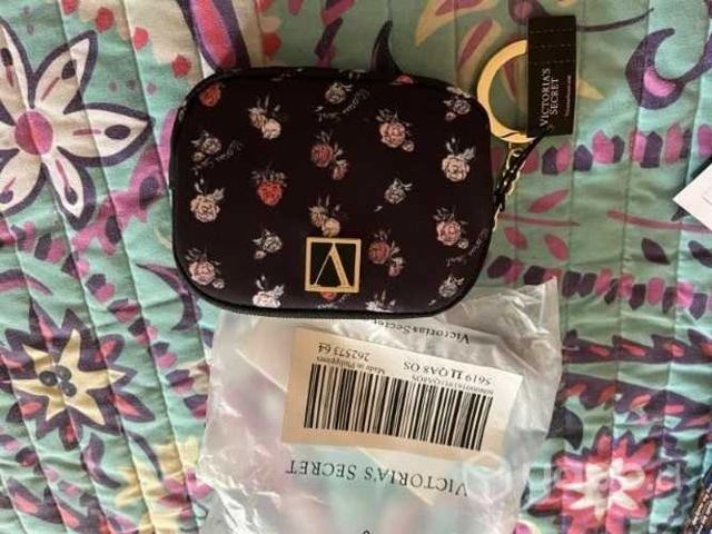 Monedero Marca Victoria Secret