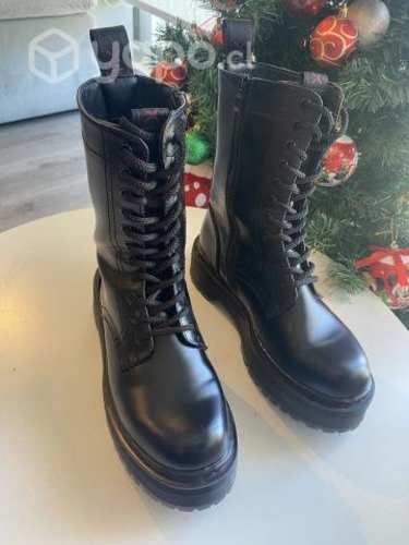 Botin Negros Marca XTI