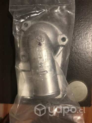 Tapa termostato Nissan d21 94-2010