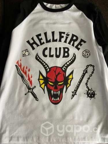 Polera Hellfire Club